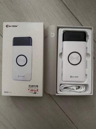 Batería Externa YJ-TECH 8000mAh Carga Inalámbrica
