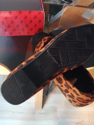 Zapatos planos 2 pares CLAUDIA GHIzzANI talla 38