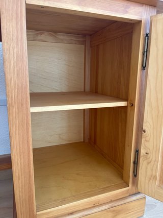 Escritorio de madera maciza