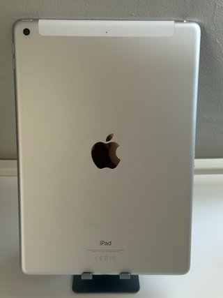 iPad 9ª Gen 64GB Wi-Fi + Celular + Funda