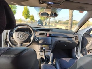 Renault Laguna Grand Tour 1.9 dCi 120cv Dinamique