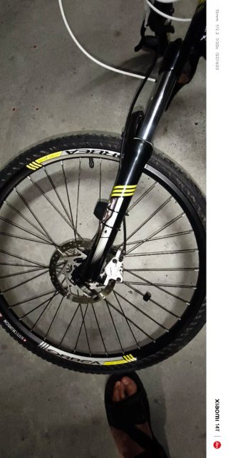 Bicicleta Orbea Sport Negra Regalo toda esta ropa.