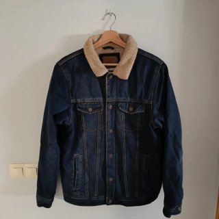 Cazadora vaquera Pull&Bear forrada
