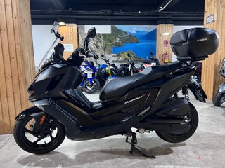 Kymco Super Dink 125i GT