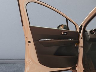 Peugeot 5008 2015