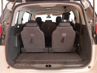 Peugeot 5008 2015