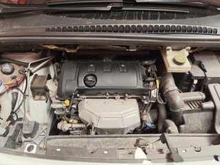 Peugeot 5008 2015