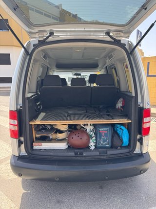Volkswagen Caddy 2011