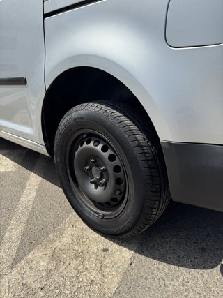 Volkswagen Caddy 2011