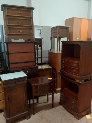 Mesitas de noche, auxiliares de madera con mármol