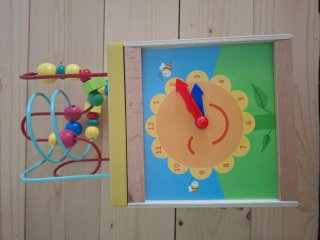 Cubo de actividades para bebés
