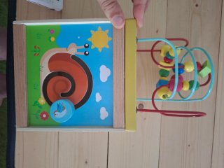 Cubo de actividades para bebés