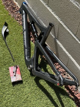 Cuadro Santa Cruz Bronson 2 CC Carbono