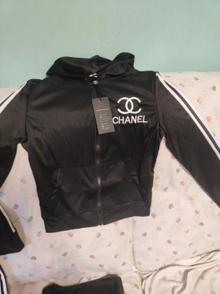 Conjunto deportivo mujer Chanel