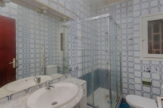 Piso en venta en El Camp de l'Arpa del Clot en Barcelona