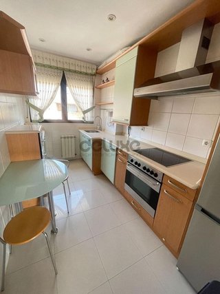 Piso en alquiler en Valdenoja - La Pereda en Santander