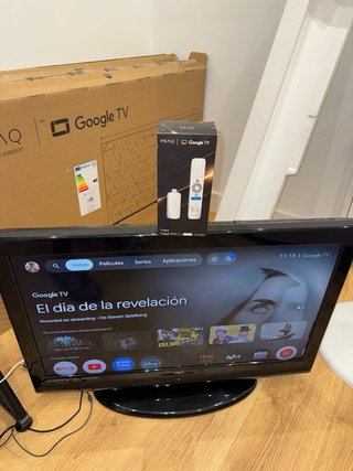 TV OKI 32 con mando inteligente