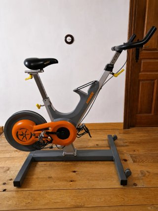 Bicicleta Spinning Profesional KEISER M2