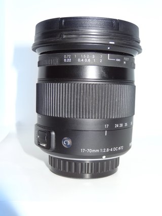 Sigma 17-70mm f/2.8-4 DC Macro Contemporary PENTAX