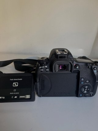 Canon EOS 77D Cámara Réflex Digital