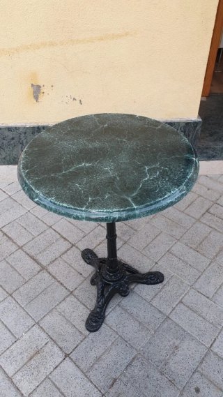 Mesa redonda nueva de hierro forjado y mármol (6)