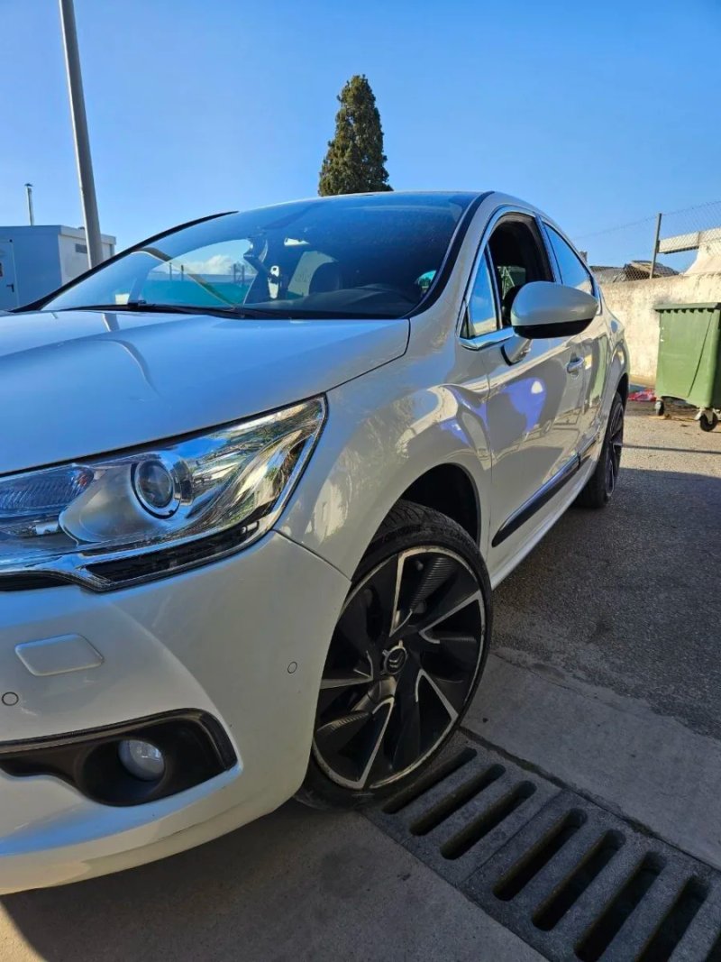 Citroen DS4 2011 - foto 1