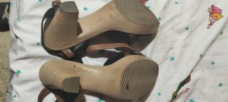 Sandalias de tacón madera negras y marrones