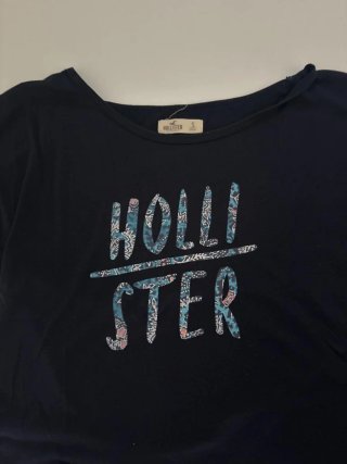 Camiseta Hollister Azul Marino con Estampado