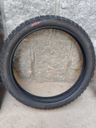 Cubiertas de moto trail