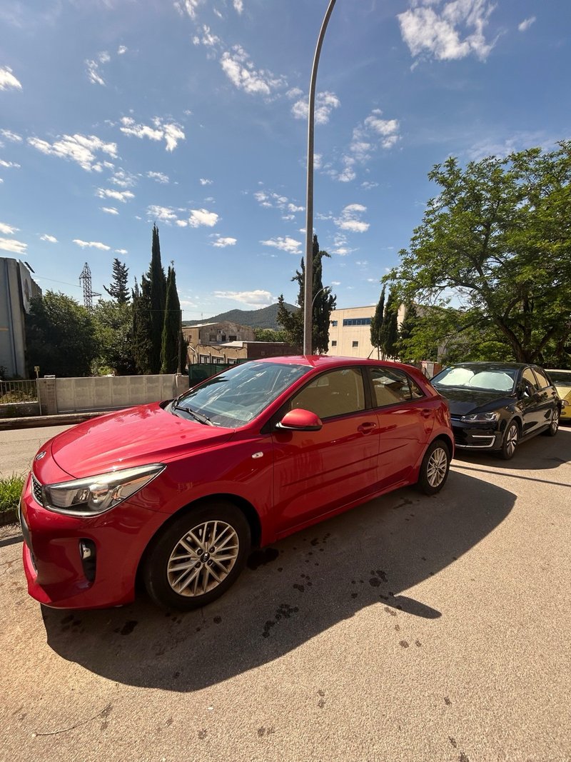 KIA Rio - foto 1