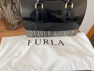Bolso Furla Candy Negro y Blanco