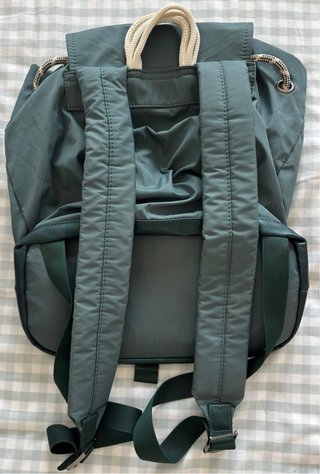 Mochila verde con logo Friday Fan