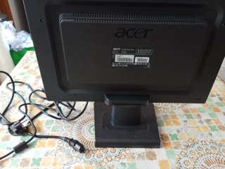 Pantalla Acer AL 1916W + Teclado Trust