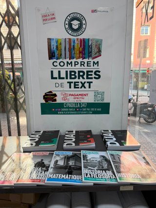 Disponemos de libros de 1- Bach. de VICENS VIVES