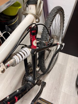 Bicicleta con amortiguación