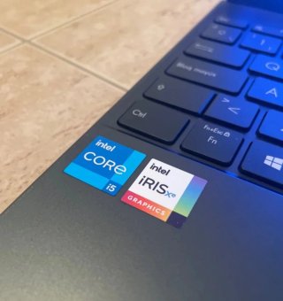 ASUS Zenbook UX425EA Ultrabook Portátil