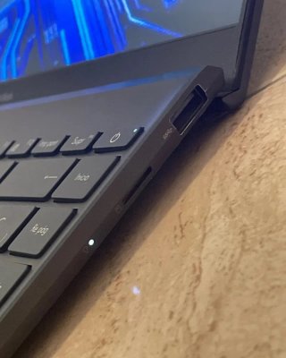 ASUS Zenbook UX425EA Ultrabook Portátil