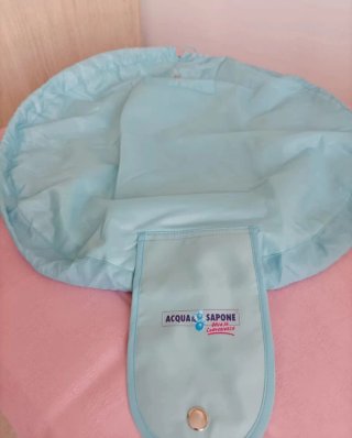 Pochette morbida colore azzurro