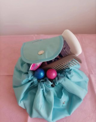 Pochette morbida colore azzurro