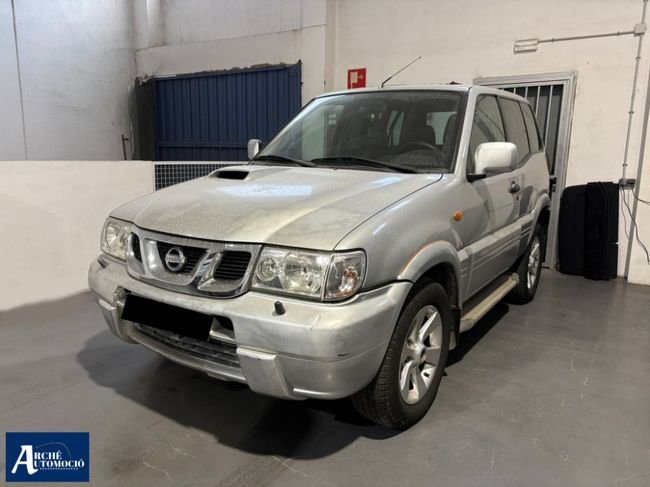 Nissan Terrano 2.5 DCI LE - foto 1