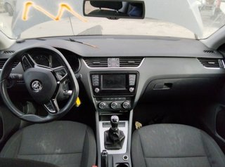 1873611 skoda colector admisión 06k133201 octavia