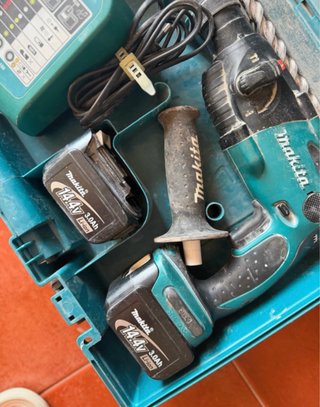 Taladro percutor Makita