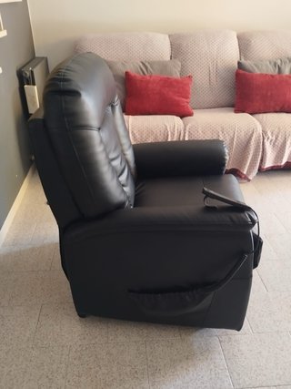 Sillón eléctrico polipiel negro
