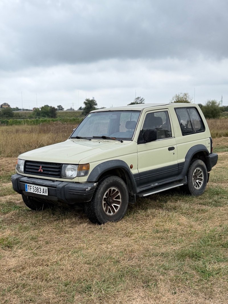 Mitsubishi Montero 2.5 - foto 1