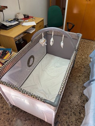 Cuna de viaje con colchón