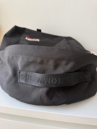 Mochila Tommy Hilfiger Jeans Negra
