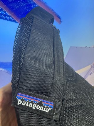 Patagonia Atom 8L Marsupio/Borsa a Spalla Nero
