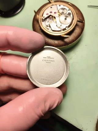 Reloj Certina clásico