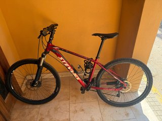 Bicicleta STEVENS roja