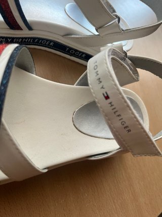 Sandalias Tommy Hilfiger Blancas Tiras Multicolor